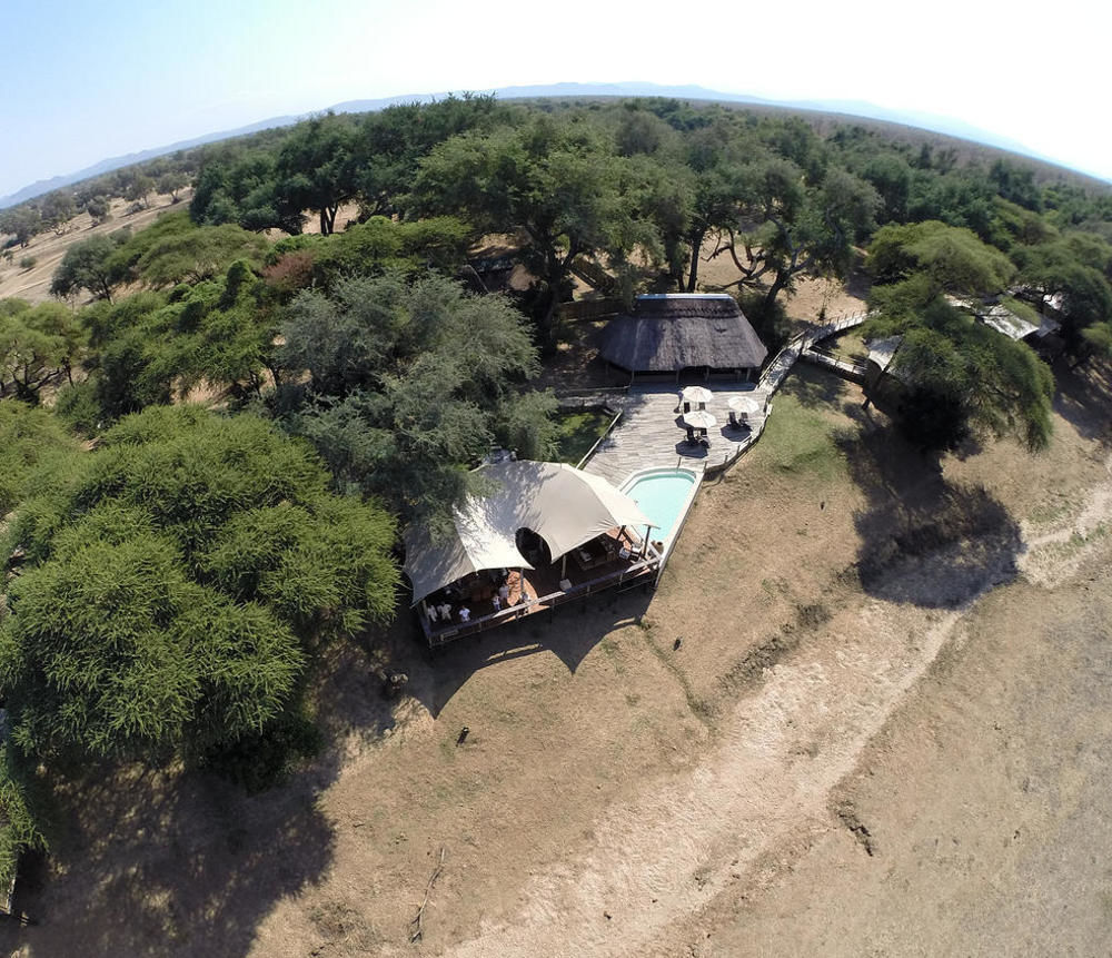 Anabezi Camp Hotel Jeki ภายนอก รูปภาพ